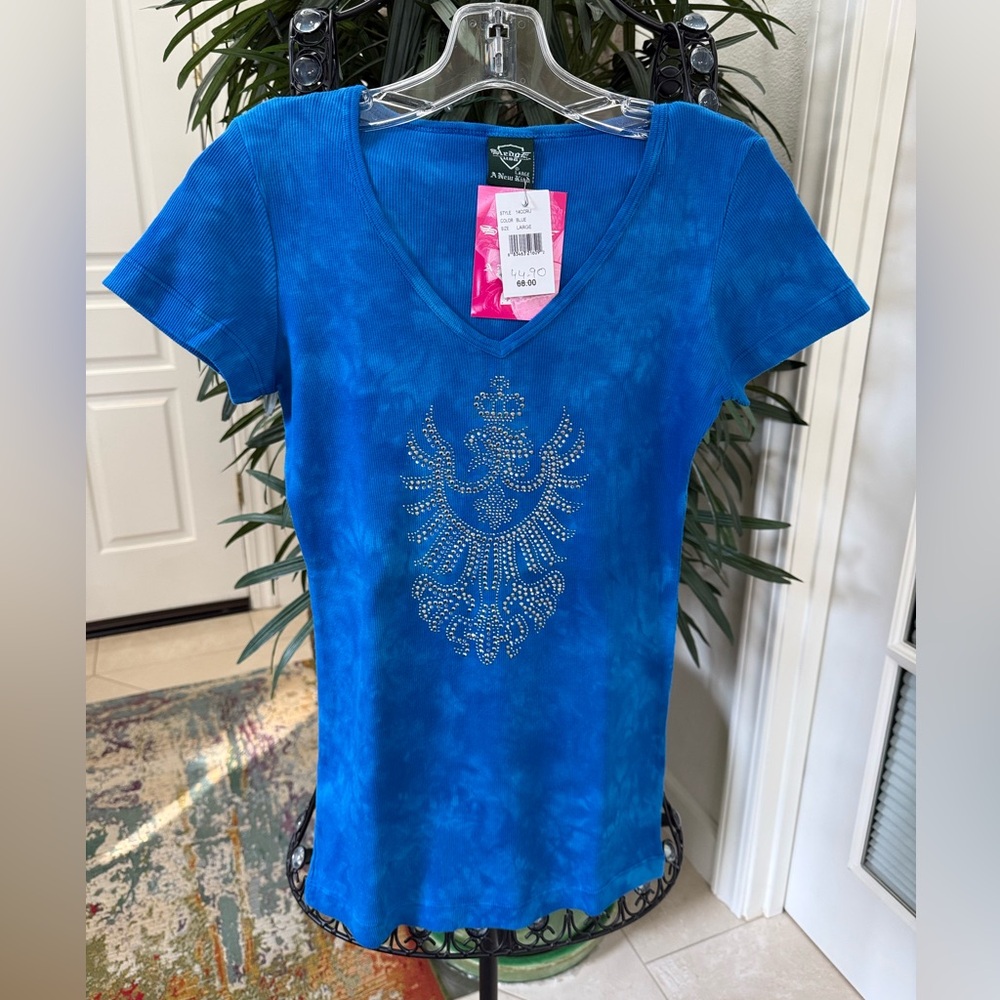 💙 Sequined Rhinestone Jeweled Blue Tie-Dye V-Neck Top.